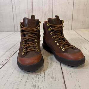 PUMA brown leather & suede high-top sneaker boots, women’s size 6